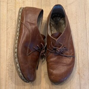 Atlantis Womens Barefoot Sneakers- Tan